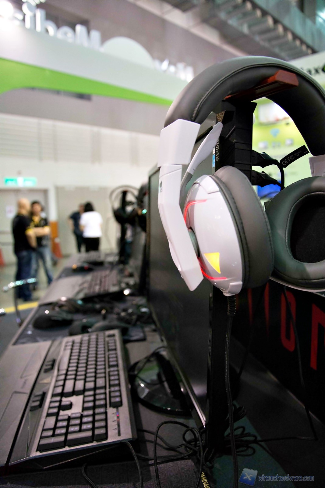 HEPHAESTUS Almighty gaming headset