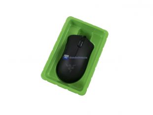 Razer-DeathAdder-Chroma-4